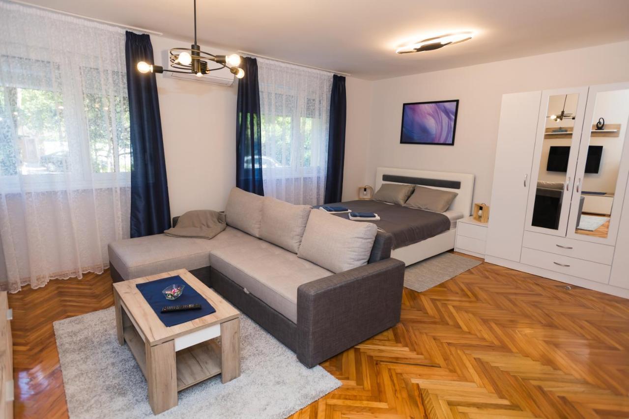 Apartman Studio Blue Subotica Exterior photo